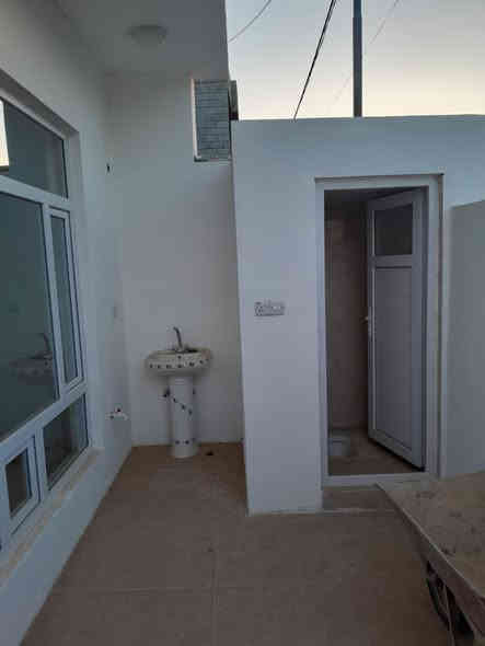 بيت للبيع / ديالى خانقين / داره كوناره فرع معرض الشيخ بناء حديث محد ساكن بي 
مساحة 125 متر طابقين 
طابق الاول 
1 غرفة نوم واستقبال وصالة داخلية ومطبخ ومجمع صحيات 
طابق الثاني 
2 غرفة نوم وصالة داخلية ومجمع صحيات 

السعر / 60 مليون بي مجال بسيط  

للأستفسار اكثر اتصال بالارقام فقط 
***********
***********
مكتب فريا موفق للعقار
