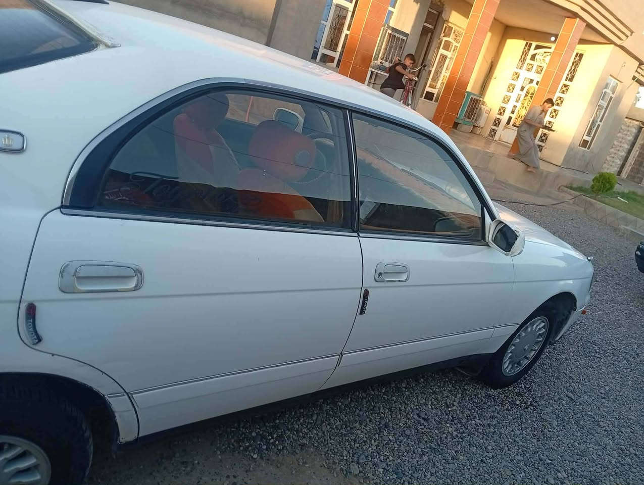السلام عليكم بطة مسجلة رقم كركوك رقم جديد سنوية ال30 شرط التحويل كير محرك2500 شرط كهربائيات كلها شغالة مكفولة من الگص مكان السيارة الشرقاط البيع نقد او مراوس بكية حمل السعر 40 
 رقم الهاتف ***********
