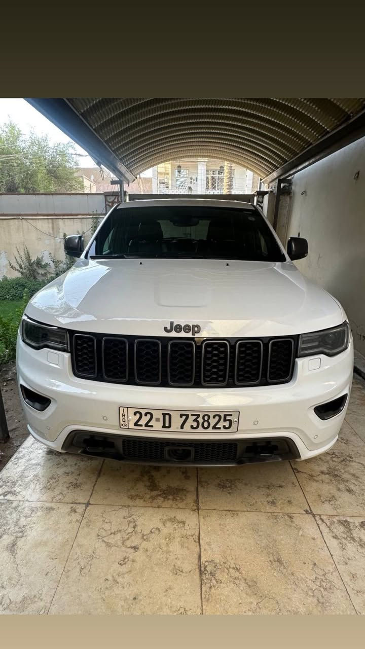 سلام عليكم للبيع جيب 2021 
ثمانينيه 
مكفوله كفاله عامه 
فول 1/1 للاخير 
ماشيه 60 الف 
مواصفات السياره 
بنوراما 
رادار امامي 
اوتو بارك 
دشبول 6 دكم 
حساس امامي خلفي 
كشنات جلد تدفئه تبريد
صندوك كهرباء 
كشنات كهرباء 
وبعد بيها هوايه مواصفات 
رقم أربيل بسمي 
السعر 318 
مكاني بغداد 
***********
