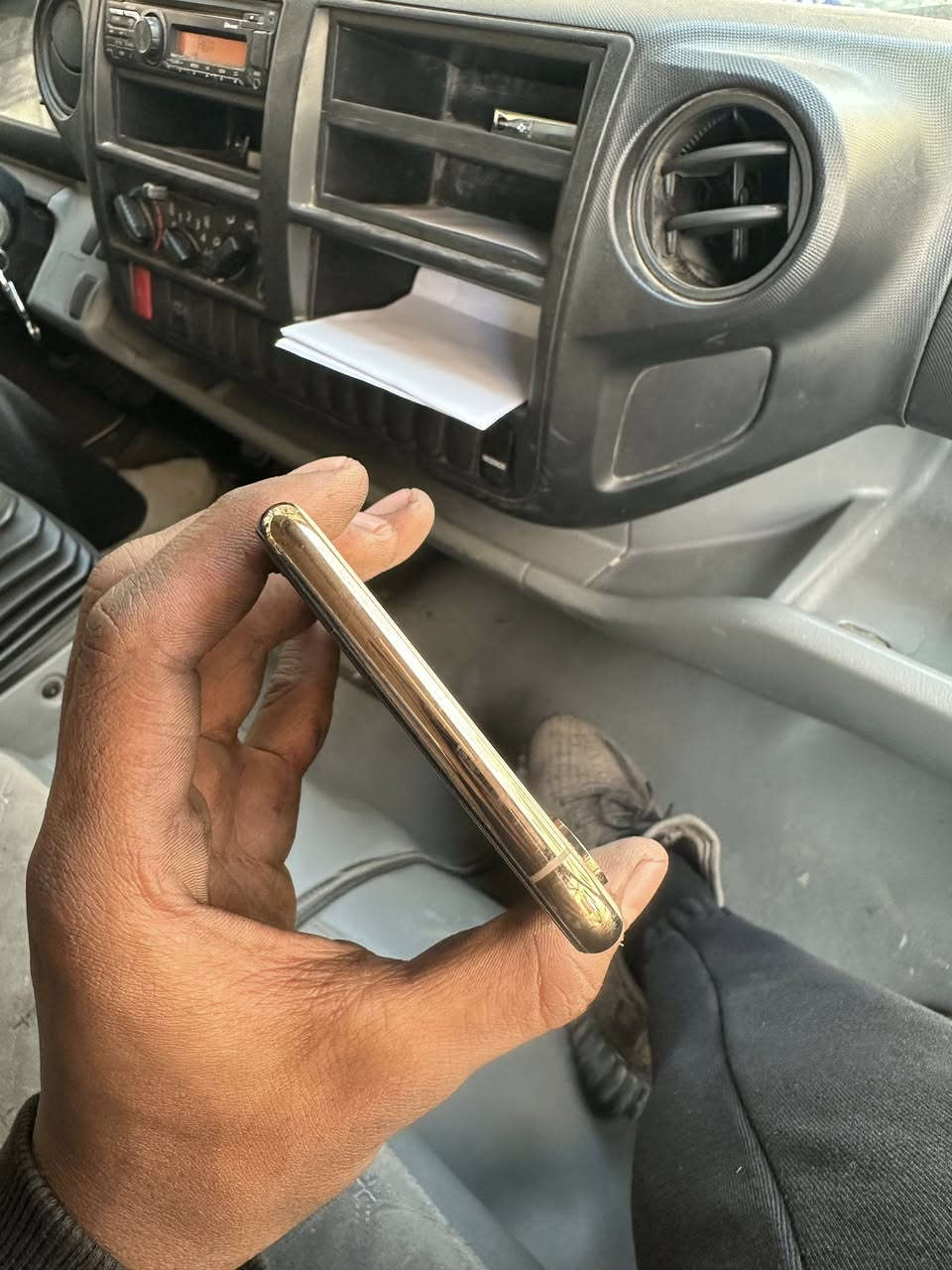 السلام عليكم
اكس اس ماكس اللون ذهبي ذاكرة 256 

بطارية 89 الجهاز مكفول برغي ما مفتوح بي

كارتون وملحقات كاملة 

بيع او مراوس بأيفون اعلى حتى لو بي تصليح

*********** رقمي
