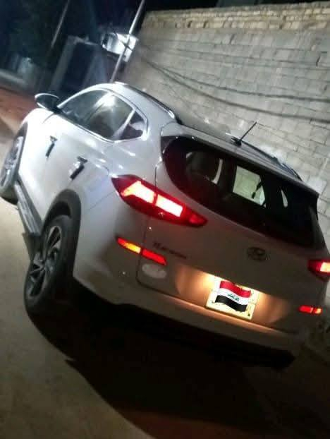 سلام عليكم
توكسان 2020 خليجي 
سياره فول مواصفات للخير 
رقم اربيل باسم شركه
محرك 2000دوش
ماشيه 60الف فقط 
سبير منازل 
بيها بارد شبر بل بنيد 
 حالوب بل بنيد 8فقط
شرط سياره بل كارتون 
واحله من صور 
سعر 200 وبيها مجال 
***********
