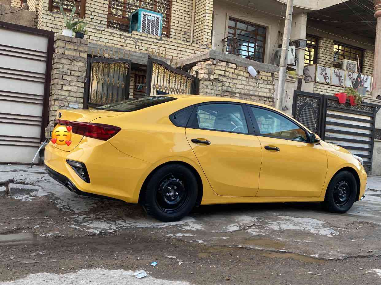 السلام عليكم حبايب قلبي البيع فورتي موديل 2020سياره اليبل واحد حادثه بالخارج دعاميه اماميه وباالعراق طخه بالسايق وباب خلفي طخه مال دراجه سياره محرك وكير خير من الله تبريد ثلج 🧊 كير ايتي بيه منظومة غار تخم تاير جديد دوشمه عامه سياره بعد احلى من صور رقم بغداد نكليزي تحويل ثاني يوم مواصفات شاشه كامره دواره حاكيه بسقف تحكمات ستيرن جهتين  سياقه ذاتي كير ٣واضعيات رادار توقيف ذاتي بريك BESسياره خير من الله مكان بغداد حي جهاد سعر١٤٣وبيه مجال رقم ***********
