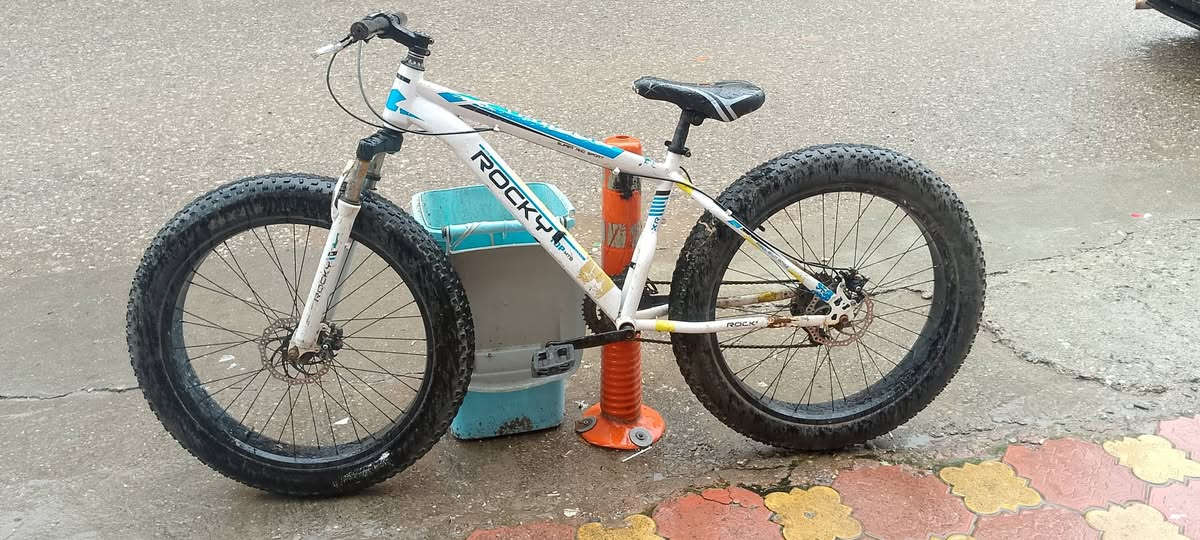 بايسكل للبيع ***********
