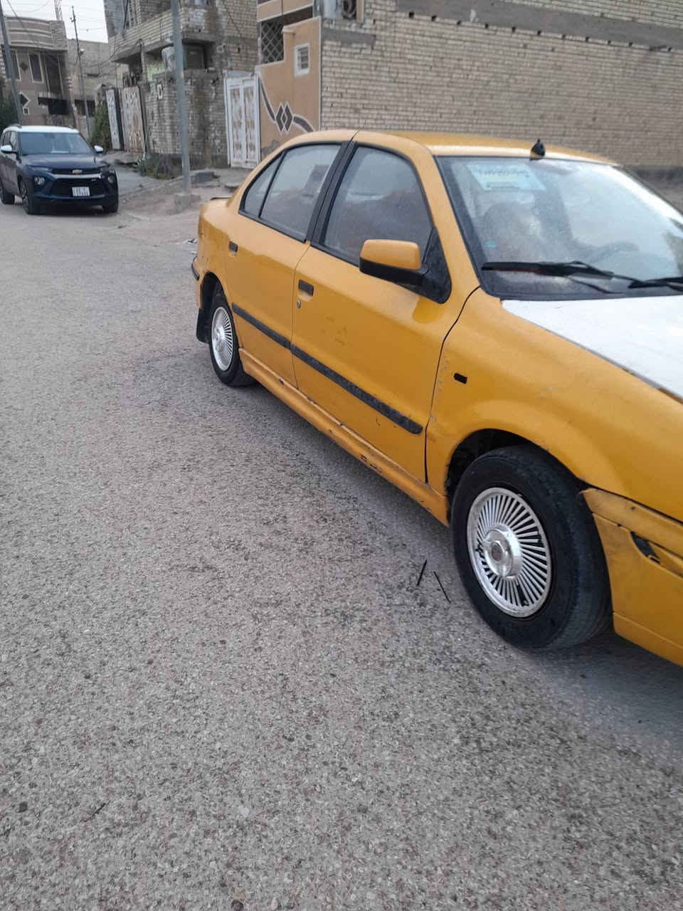 السلام عليكم سمند موديل ٢٠١١ ناطق رقم كربلاء للبيع مكينه وكير جدد تخم تاير كهربائيات زينه حداديه نظيفه بدي مثل ماموظح بل صور سياره جاهزه اخوان تحويل مباشر سنويه صاقطه هيئه عليهه ٣سنوات عندي وصولات  الهيئه غرامات عليهه ٤٠٠ ألف السعر ١٤ ورقه وبيهه مجال ولتعجبه بيه خير ويدلل وخادم للطيبين عنواني كربلاء ***********
