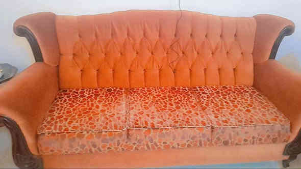 ***********
سخان ب ٣٠ الف تخم ٩ مقاعد ب ١٥٠ الف عنوان بغداد الامين
