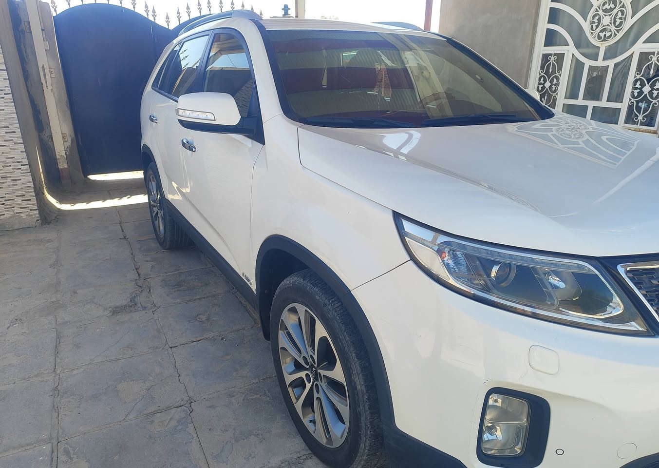 سلام عليكم سياره نوع سورنتو موديل2014كويتي فول مواصفات  واحد عله واحد عده البنرامه بصمه شاشه كامره حساسات تحكم ستيرن جهتين خمسه ويل كب شاير مري تحكم مري مري شفط كشنات كهرباي جلد  اللون قرمدي تدفاه تبريد مكينه حجم،6ستندر 7راكب 3قطع تبريد علامة سورنتو بالدوسه فور ويل مكفوله من الضربه والصبغ ماعدا كارت  4 اصابع كير مكينه حداديه تخم تاير تبريد مكفوله العنوان الديوانيه الشافعيه 
للاستفسار  اتصال على هذا الرقم 
***********
