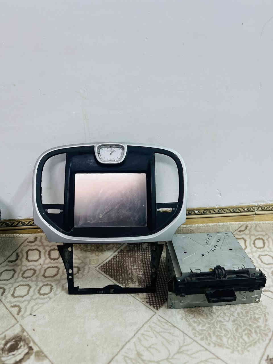 سلام عليكم عندي غراض اوبامه للبيع وصاج مال بوب وصاج مال دشبول  وملاحضع شاشه شغاله بس المس ثگيل معه مسجل جارجر  وغراض كلهن نضيفات وكل عيب مابيهن مكاني كركوك ‭0771 704 4144‬ اتصل وتدلل
