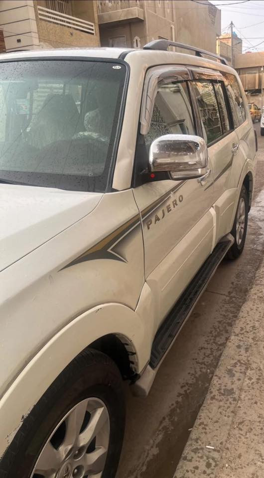 للبيع باجيرو موديل 2008 محدث 2020 رقمها بغداد 
المكينه بيها صرف بسيط مكاني.  بغداد  السعر 100
الرقم ‭٠٧٧٧ ٥٢٣ ٣٩٣٠‬
