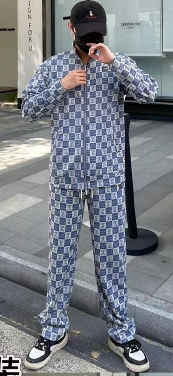 تراكات جديد🇹🇷
 🔻🔺👻
😎👌🤩
 القياسات المتوفرة من (XXL_S)

✖️ ✖️ ✖ ✖️ ✖️ ✖️ ✖️ 
🤩🌼🤩
العنوان كركوك شارع الجمهوريه عمارة عباس اوچي مقابل شركة الاطلس.
✖️ ✖️ ✖️ ✖️ ✖️ ✖️ ✖️ ✖️ ✖️ ✖
يوجد لدينا خدمة توصيل داخل كركوك  🚕🚕🚕
يوجد لدينا خدمة توصيل كل المحافظات🚖🚖🚖🚖 
رقم موبايل***********/***********
