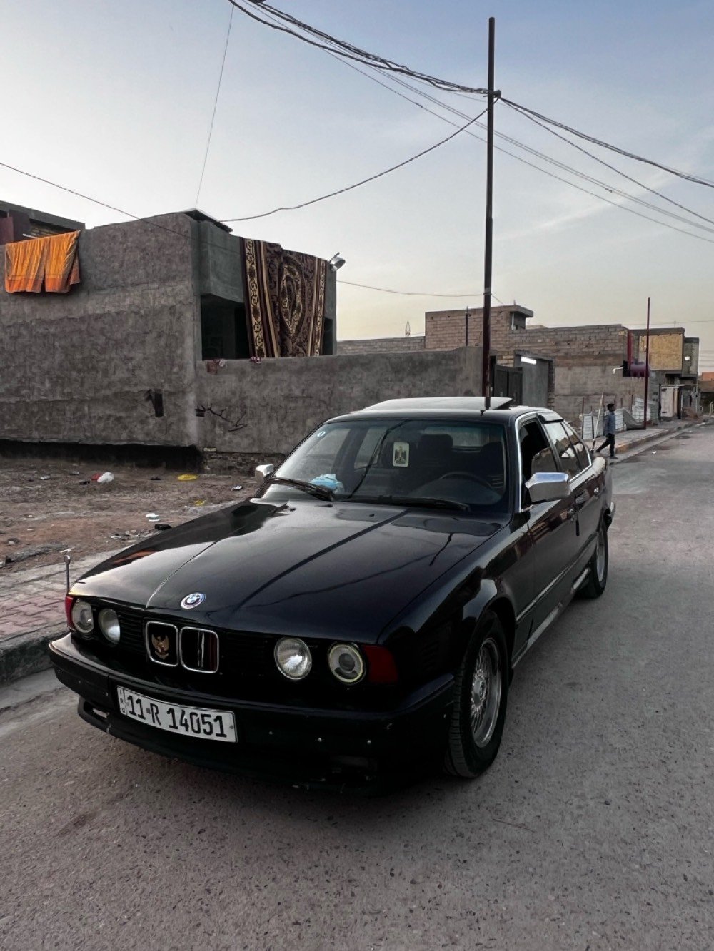 BMW
السلام عليكم للبيع بي ام حجم 535 مديل 90  رقم بغداد نكليزي سياره نظيفه سلايت كهربائي صبغ جماليه  صدر نضيف   داخل وخارج تبريد خير من الله  گير ومكينه  اكسن خير من الله 3.5 مفتوح  شلعه ومعدل سياره ما ناقصها شي  المكان بغداد _ابوغريب (***********)