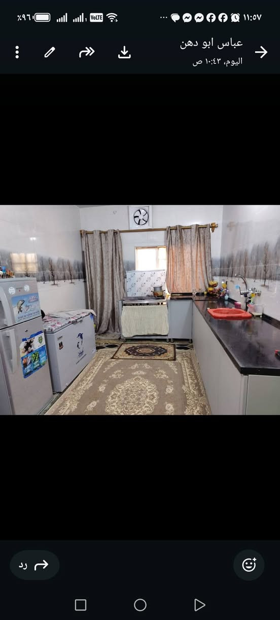 دار طابو سكن في الحي العسكري المساحة ٢٠٠متر معروضه للبيع تشتمل على طابقين الأول يشتمل على غرفة نوم مع صاله واسعه مع استقبال مع مطبخ وصحيات  الطابق الثاني  يشتمل على غرفتين نوم.. البناء طابوق السقف صب كونكريت.... الذي يرغب بالشراء يتصل على مكتب سيد إبراهيم الشرفي الحسيني للعقار الاتصال على الأرقام التالية ***********، *********** مع الشكر....
