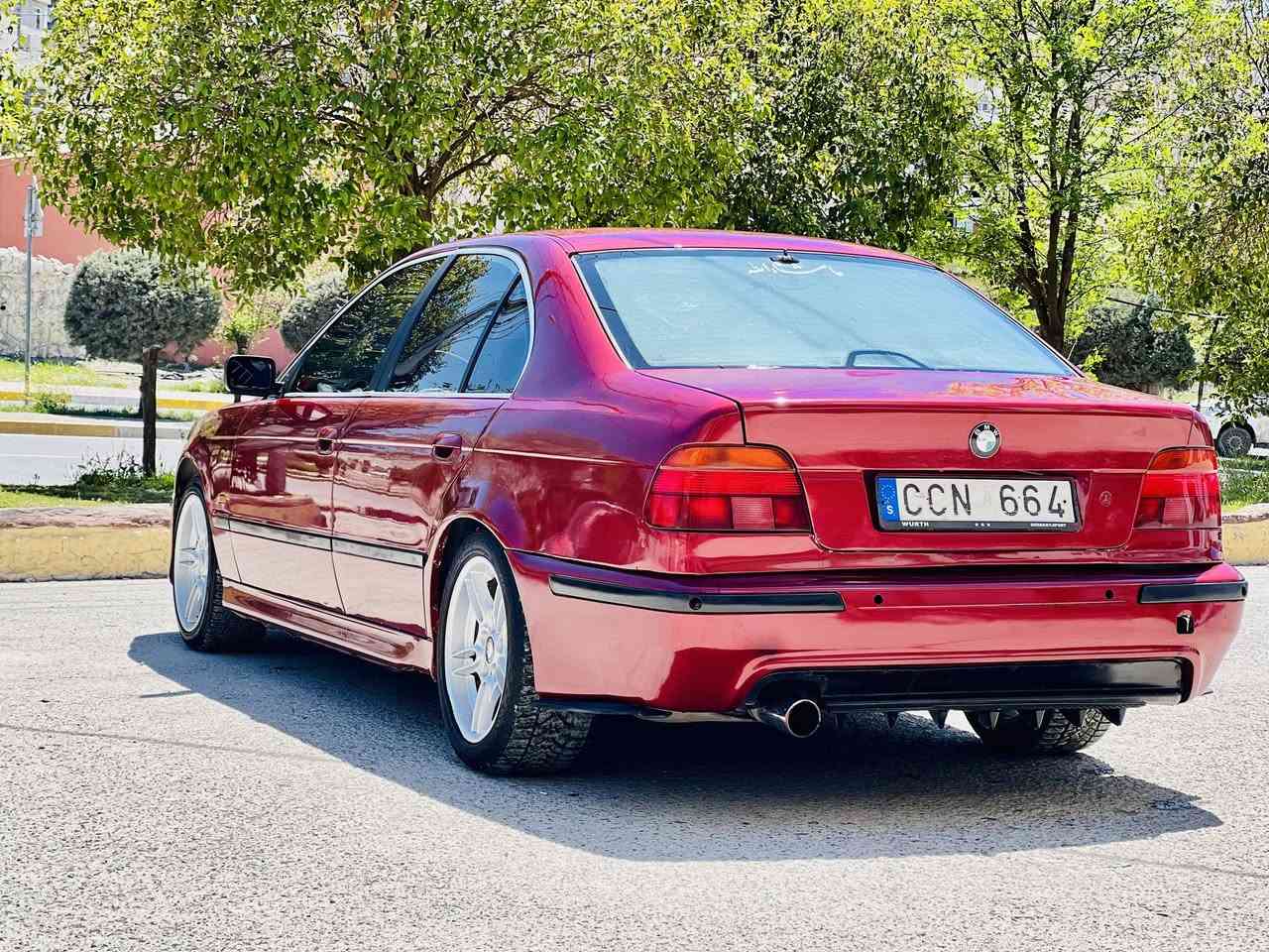 مۆدێل 2000
4جام کارەبا
گوشین جلد 
گوشین گه رم
ناو کرێمی
سوکان ڤۆلیۆم
تعدید سورعە
۳ گێر
شاشە ئایپاد بیلاد
فول فول بەس سلاید نیە
مه کینه 530 دەبڵ دیجیتاڵ
پێشو دواوە و ناوەی کامل کراوە بە M
مەنەفێست آبڕاهیم خەلیل
پاکانەی سۆرانی لەگەڵە
***********
