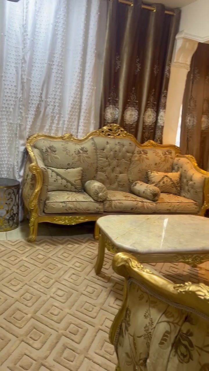 600 وبي مجال تخم ملكي مع طبله وسطيه وثنين زغار ♥️


**إذا كنت صاحب هذا الإعلان وتريد حذفه لأي سبب، رجاءا أرسل رسالة إلى الدعم الفني**