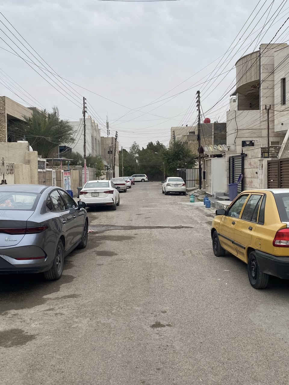 السعر 250 مليون وبي مجال لبيت يعتبر كاع بناء قديم تفاصيل داخل الفديو ***********
