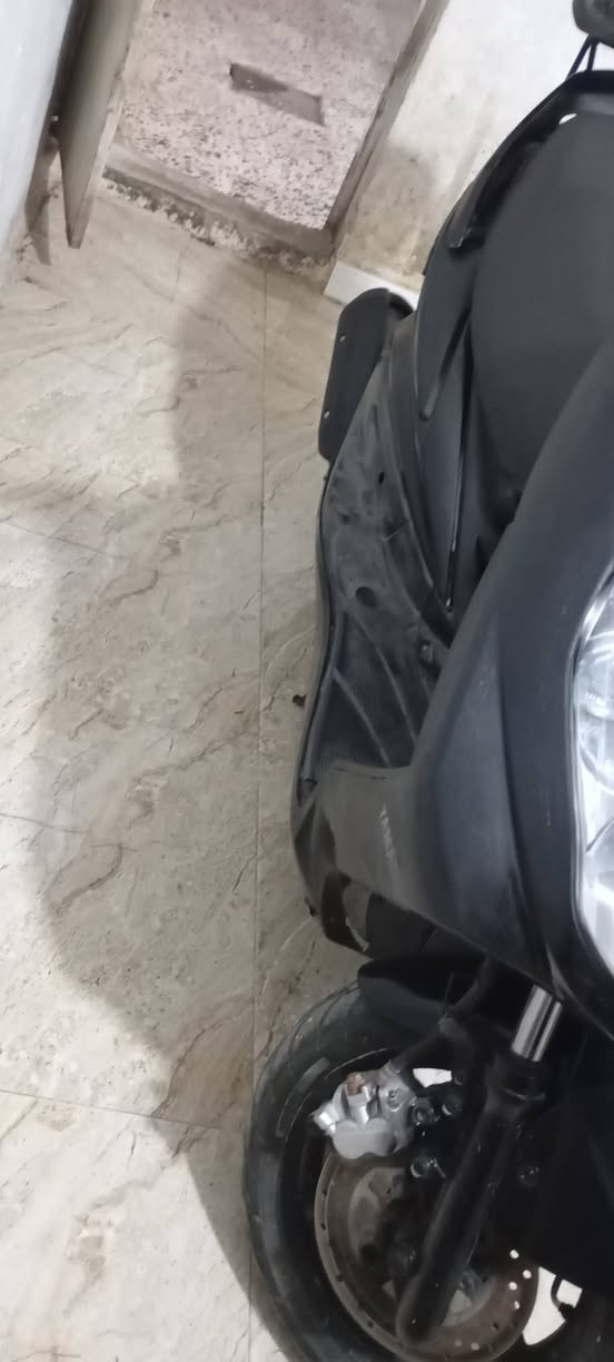 600 سكنس كامريتر المكان بغداد الشعب وبيها مجال اتصال واتساب***********
