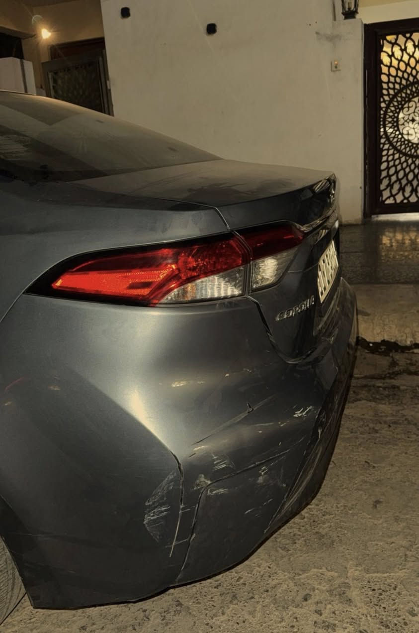 السلام عليكم من رخصت الادمن 
كورلا 2024 فئة LE  محرك 2.0 السياره عميه بدون مواصفات سياره حلوه ونصبه حلوه ماشيه 15 الف ضربته من كدام ما واصله للمحرك ابد  وعندي هاي ضربه بالجاملغ الخلفي موجود بالصور هاي جديده وضربه خفيفه سياره كلش حلوه طسته ناعمه مع  تبديل او ادامه بسيطه للسياره، (تخم تاير دهن دسكات ادامه كامله ) رقم بغداد جديد وسنويه باسمي 
السعر 170 وبيه مجال 
مكاني بغداد حي القاهره 

***********
