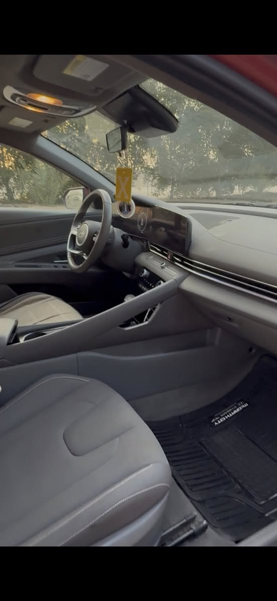 النترا 2024
حرّة – رقم بصرة
فول مواصفات:
كاميرات، حسّاس، رادار، فتحة سقف، تحكّم ستيرن
مكينة 2000 دوش
حادث: جاملغ خلفي خفيف جداً، والحادث بالمنشور
الباقي كفالة عامّة
 
مكاني البصرة 
***********
