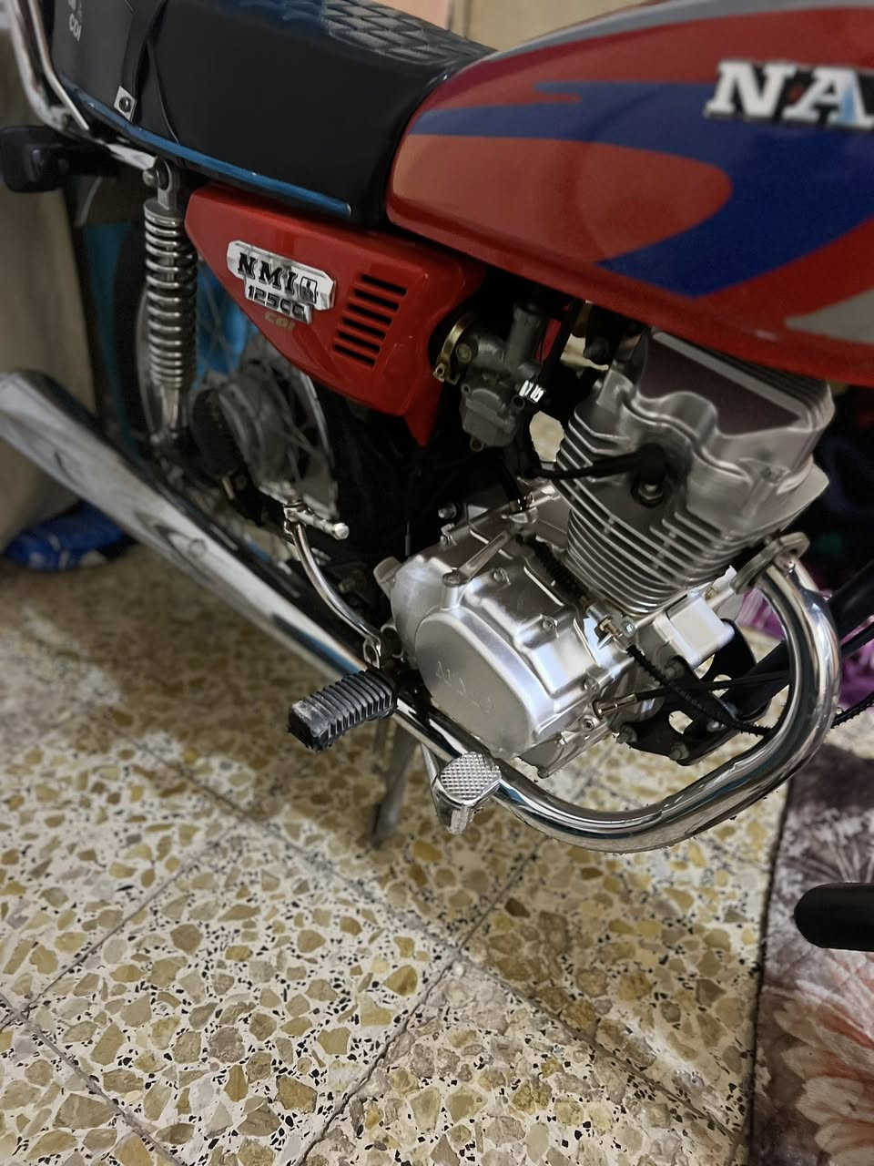 دراجه نامه للبيع موديل ١٨ دراجه مكفوله كفاله عامه من كلشي اوراق اصوليه وكيله سيد خلدون السعر مليون و٣٥٠ وبيه مجال ومتواجد ع فيس وهذا رقمي *********** للعلم دراجه مضمومه ما شايفه شارع
