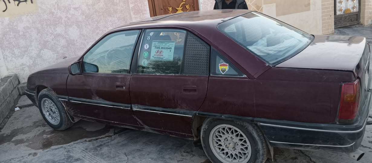 السلام عليكم
اوبل موديل1990

سعرها 31$ ورقه وبيها مجال 

مكان السيارة ديالى خانقين

للاستفسار اتصل بلرقم 

***********
