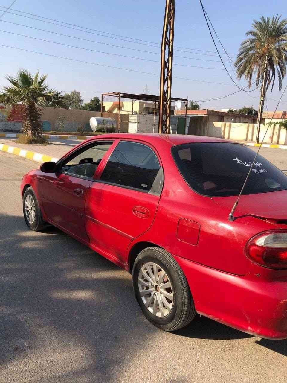 السلام عليكم كيا سيفيا موديل 2000 كير اوتو محرك 20 بغداد الماني شرط التحويل للبيع او مراوس السعر 40 ورقه وبيها مجال شي قليل للاستفسار الاتصال بلرقم ***********
