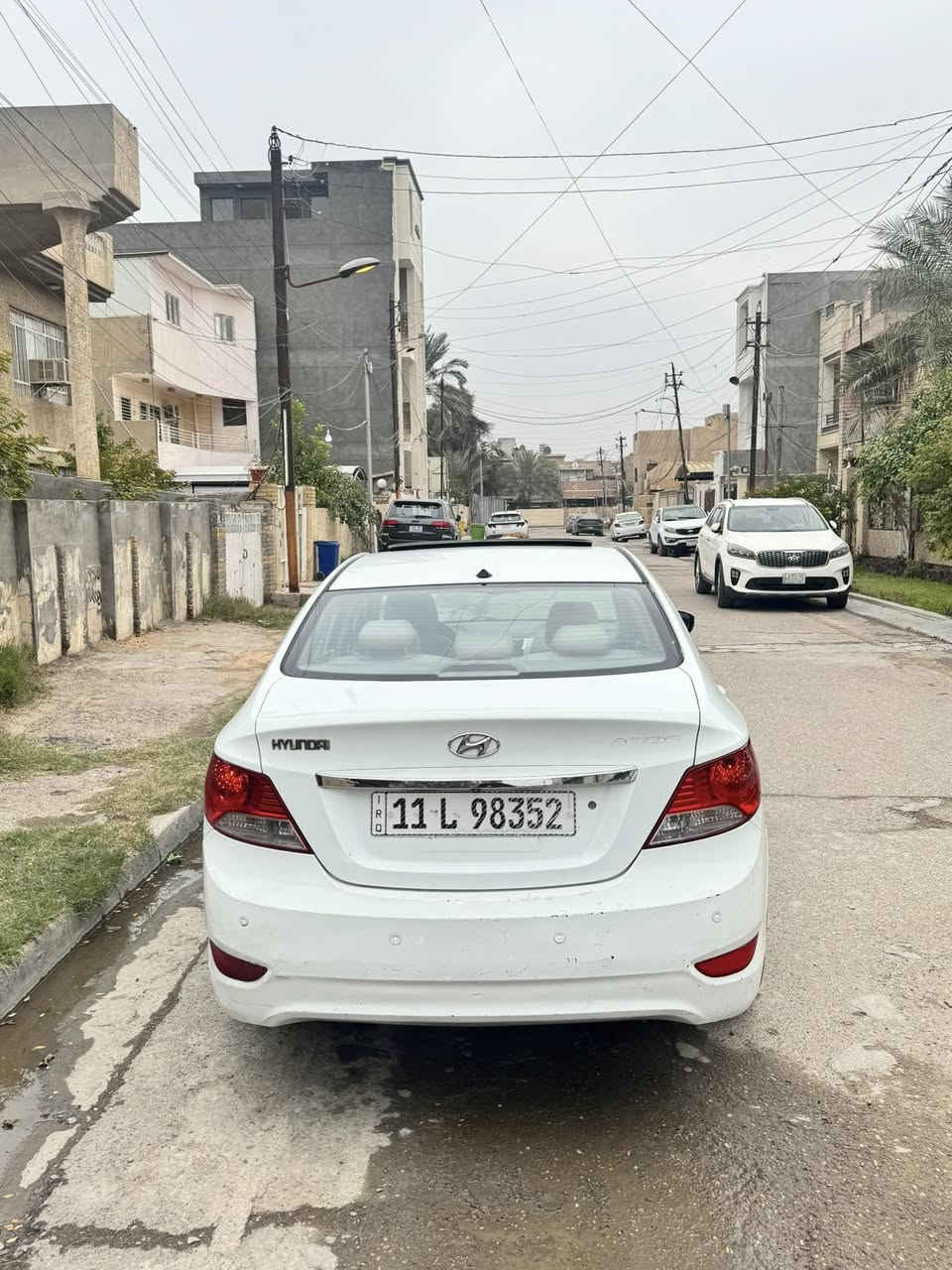 السلام عليكم
اكسنت خليجي موديل 2011
مكينة 1600 
ماشية 150 الف
فول مواصفات . فتحة سقف 
نظام ABS
شاشة + كامرة خلفية دوارة
ويل كب 
بلوتوث 
تحكمات ستيرن
حساسات خلفية
صور السونار مرفقة بالمنشور
بإسمي رقم بغداد الجديد 
السعر 95 وبي مجال بسيط
مكانها .. بغداد // اليرموك
رقمي .. ***********
Dr. Mohammed
غير متواجد على الفيسبوك
