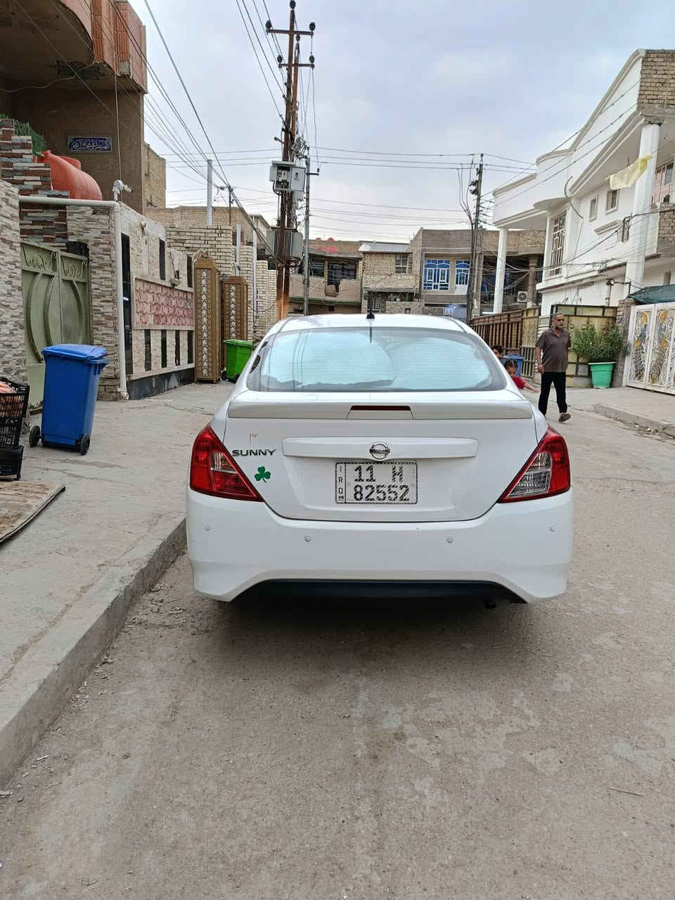 السلام عليكم نيسان سني هندي موديل ٢٠١٨ رقم بغداد انگليزي بأسمي سياره مال بيت وبعدها زيرو بعدها بعطر الشركه ماشيه ٣٣ الف حقيقي كفاله عامه السيارة عدة الجاملغ الامامي الايمن بي بارد اصبعين فقط ومكحل شرط السونار صدر امامي خلفي مع تخم تاير جدد السعر108 وبيها مجال للعلم ماخذها قبل ٣ اشهر ب ١١٢ الاستفسار ع الرقم***********
