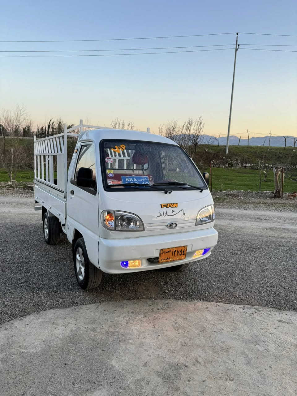 2007
مەنەفیستە گئرو مەکینەی بەشەرتە
بۆیاغی نیە
***********
