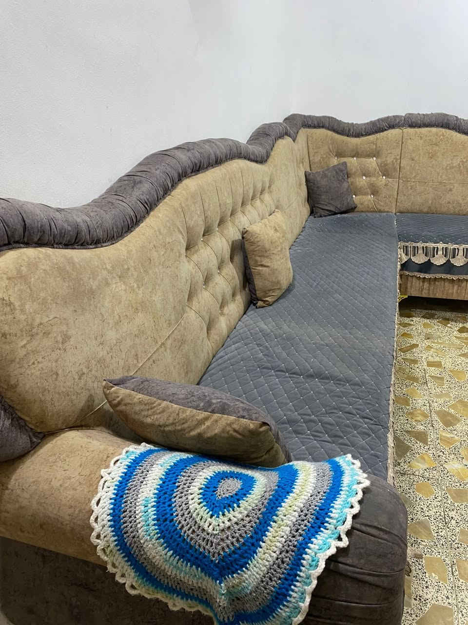 ديوان للبيع سعرة ٧٥٠ وتخم لونه سمائي سعرة مليون وربع اثنينهم تسكام ..للتواصل المراسلة عالخاص للجادين فقط


**إذا كنت صاحب هذا الإعلان وتريد حذفه لأي سبب، رجاءا أرسل رسالة إلى الدعم الفني**