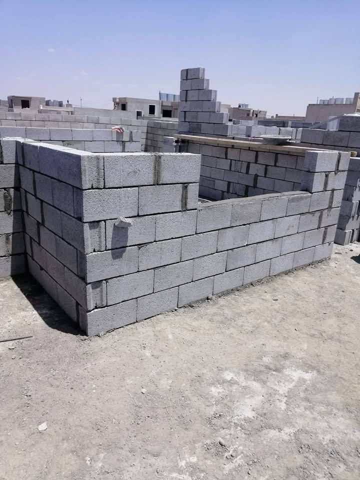 يوجد. كادر
بناء   لبخ. جص سمنت بورك 
 صب ارضيات شغل سيراميك   ترميم بيوت  صبغ واجهات غرف 
سقوف ثاني 
تفليش. مي مجاري  وتجهيز كافت المواد 
مع انسب الاسعار  تواصل واتساب 
***********
