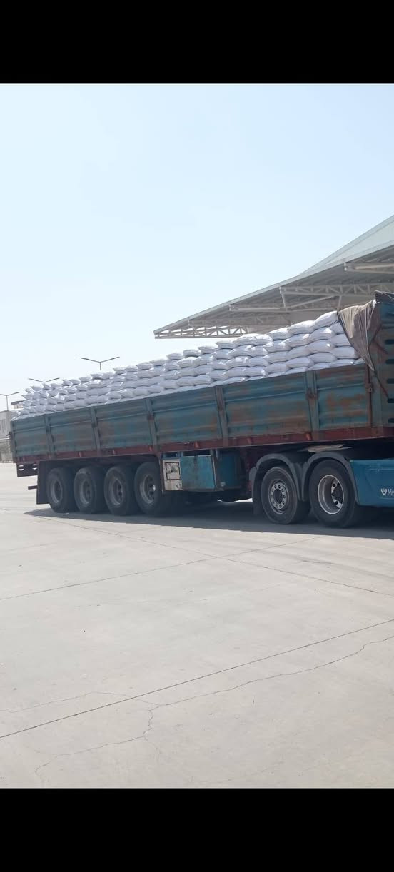 سلام عليكم عربانه للبيع ١٢ او ٦٠ نص اجناب شاصي ١٤ دناكير ١٤ صيني بنزات او بولبرنات جدد مطبخ او ثلاجه او صندوك  تايرات نظافه ٧٠ بل ميه لا فطر ولا كسر (السعر ١١٥ او بيها مجال )مكاني ديالئ بني سعد ***********
***********
