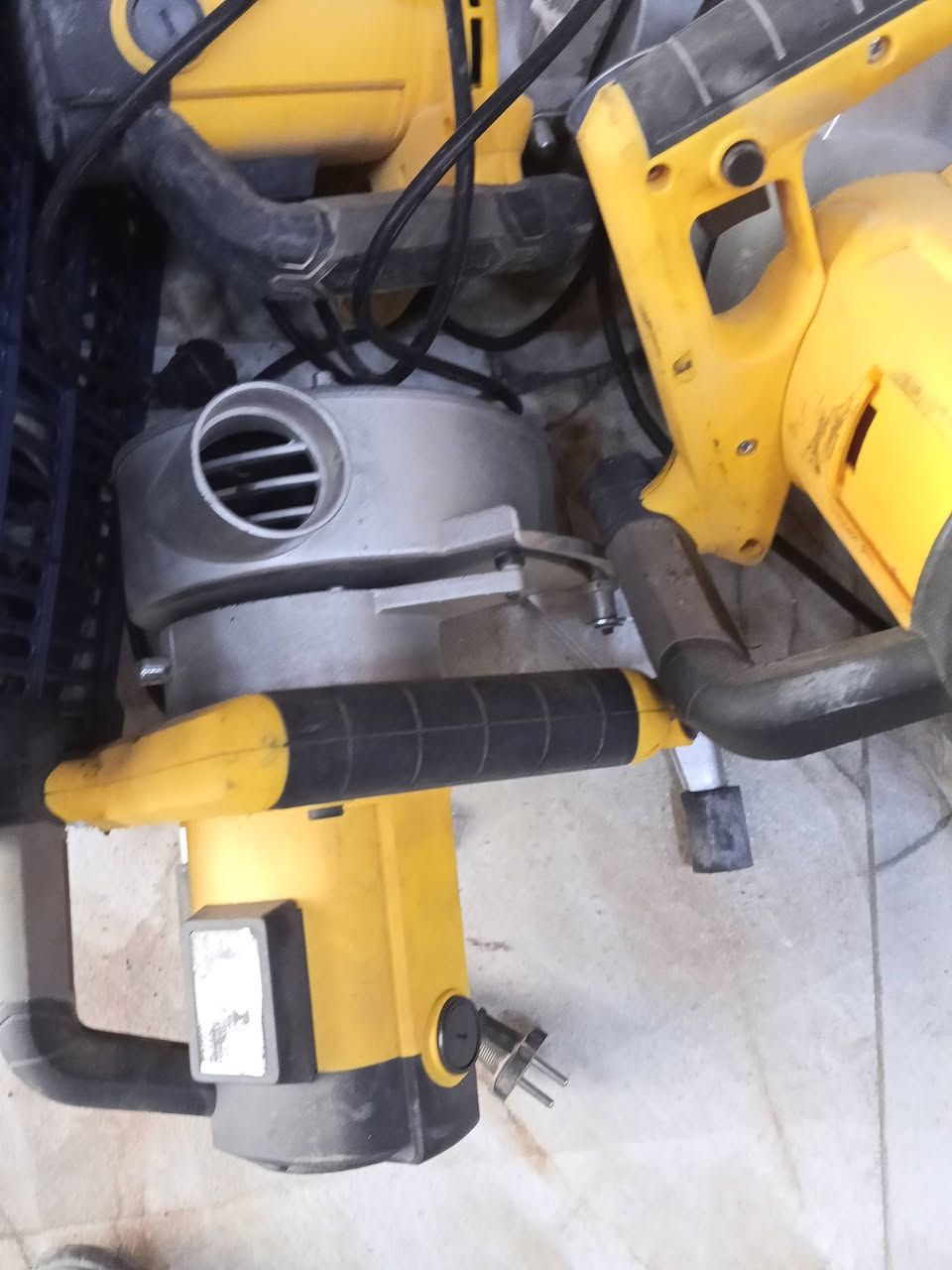 كوسره حائط حفر جدران بور بلص بلجيكي فحم فحم فحم سعر 25يوجد توصيل لجميع المحافظات


**إذا كنت صاحب هذا الإعلان وتريد حذفه لأي سبب، رجاءا أرسل رسالة إلى الدعم الفني**