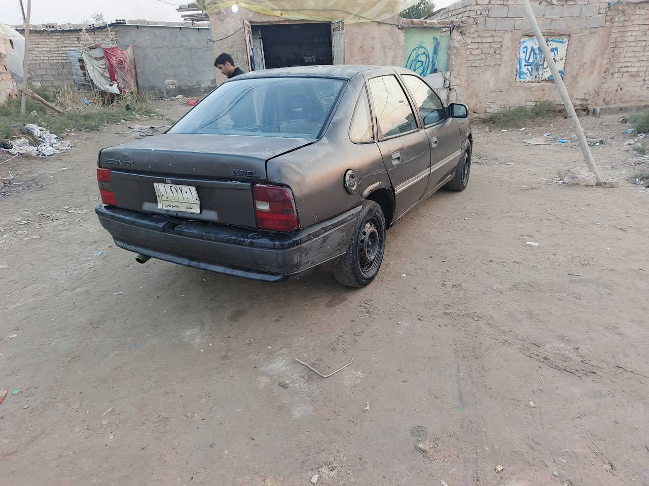 السلام عليكم للبيع اوبل فكتره موديل 1991 رقم نجف احجم المحرك 18كامله من كلشي السعر 22 وبيه مجال مكان السياره نجف ***********
