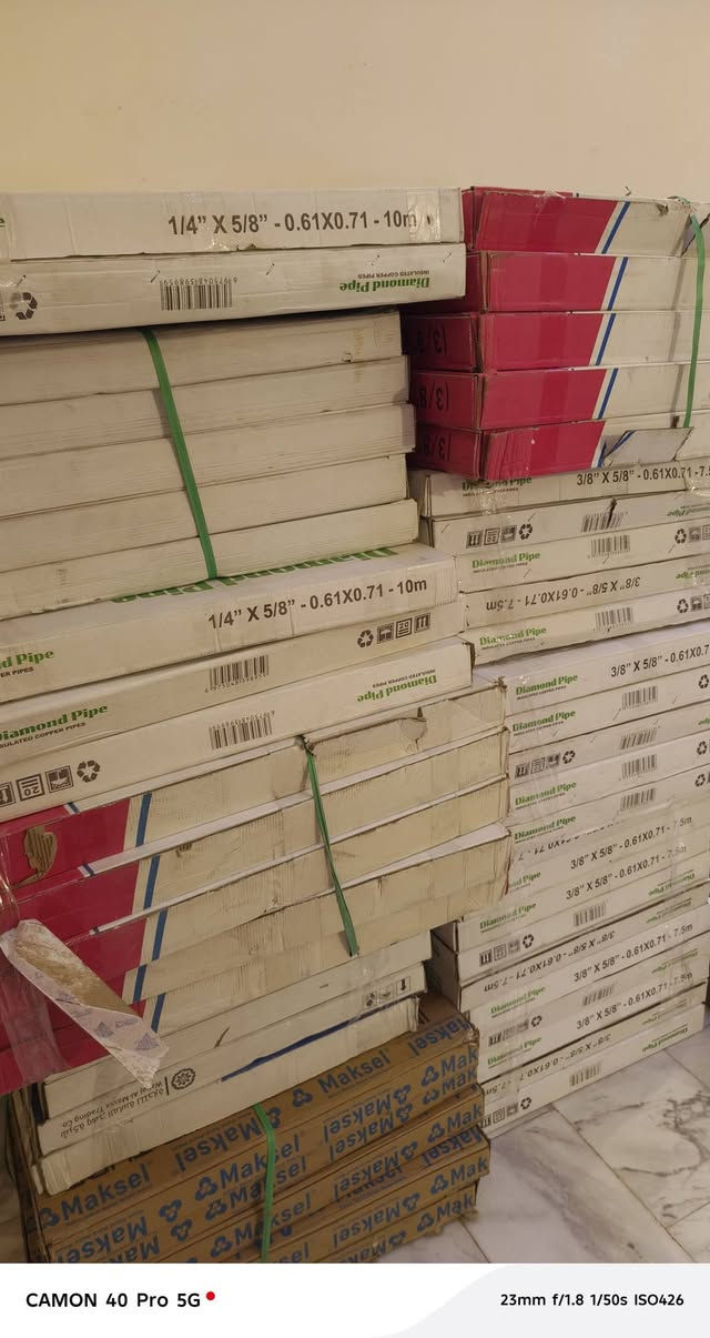 السلام عليكم
الله يرزق الجميع وصول بوريات سبالت النحاس أمتار وستندر محلزن شرط الستندر يعني مو بس الأطراف على طول البؤري كل لأحجام 
سعيد للتبريد 
***********
حي المعلمين الشارع الرابط بين فرع حي المعلمين من دائرة المجاري وحي الزهور مقابل المدارس أو شارع الحاج اعذيب
