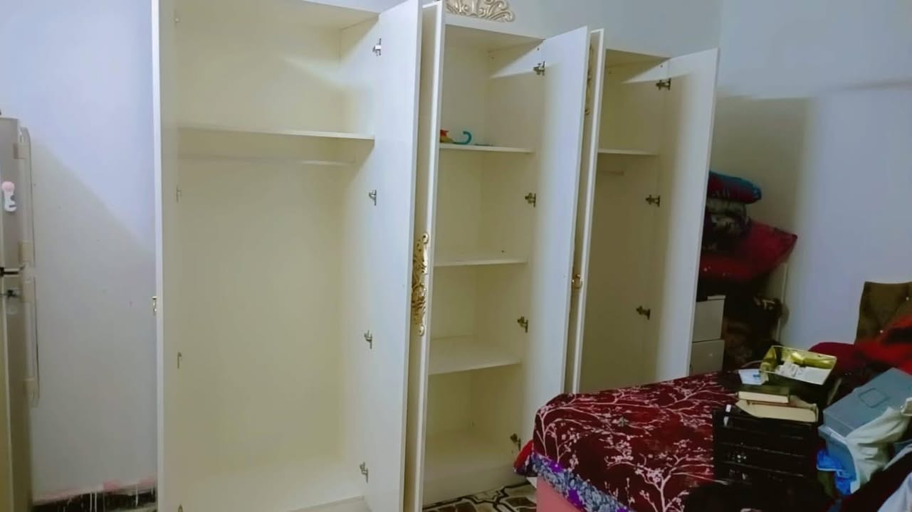 ‏غرفة تركية 10 قطع نظيفة سعر مناسب عنوان بغداد الحسينيه شارع الشريفي  الي يريدها يدخل خاص يراسل لو يتصل على هذا الرقم *********** بي وتساب
