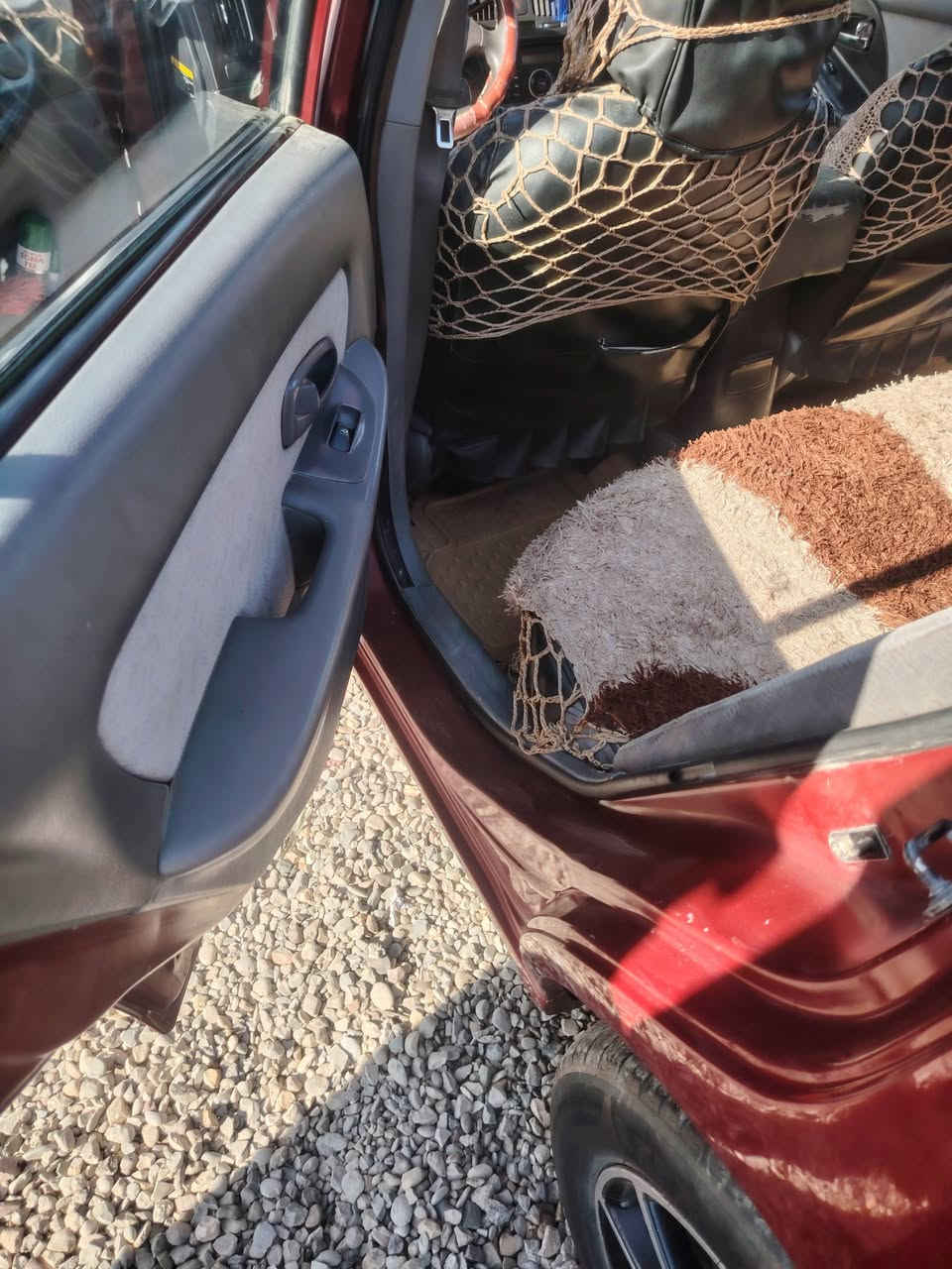 سياره لانتره 2005السعر 75وبيه مجال للطيبين اتصال عله الرقم ***********
