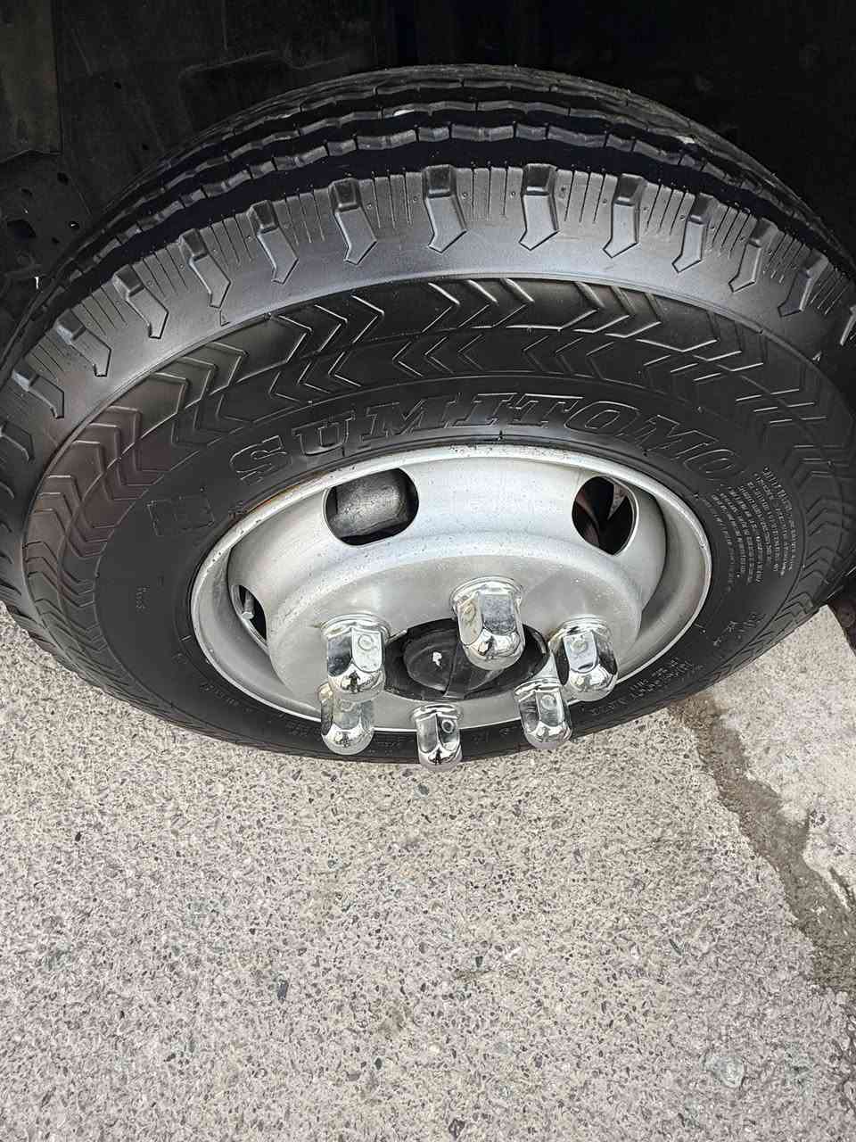 معرض كانتر اربيل عراق حجى عبيد

للبيع كنتر خليجي
موديل ٢٠١٧
مواسفات محسن كويتى
بدون صبغ او ضربه
ماشي ٢٣٠ الف حقيقي
تخم تاير ١٧ و نص جوبليس
سنوى و رقم جديد حتى ٢٠٢٩
دعامى على دعامى شرت 
مكان سياره اربيل شارع ١٠٠م مقابل باب گمرگ سيارات
شريكة اسد موتورز بإداره حجى عبيد

*********** حجى عبيد
*********** واساب محمد
