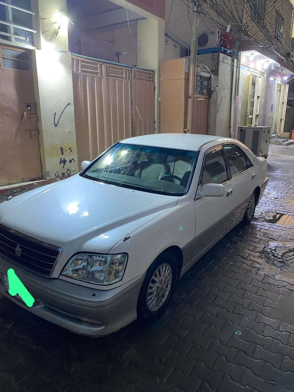 السلام عليكم ملكه موديل 2000 اربع دكم شاصي 75 رقم انكليزي اربع كشنات كهربائي ثلاجه تبريد خلفي سعر 165
الاتصال على الرقم ***********
