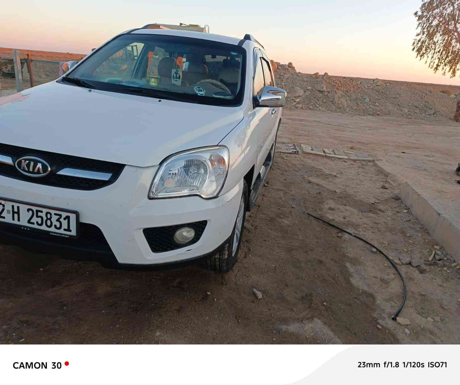 سبورتج 2009 وارد خليجي فول مواصفات الشكل المرغوب فتحة بل قمارة السياره بسمي محرك 2000 كير مكينه حداديه كله عل شرط جديده السياره مال جناي تريد وكاله او مداور حسب الاتفاق السعر 135 بيه مجال بسيط
مكان السياره الدوانيه شاميه
التواصل  ***********
