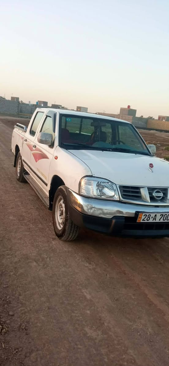 سلام عليكم سياره نيسان مديل 2007 سياره مكفوله من العيب شرعي محرك كير اكسن مكفولات السعر 100 وبيه مجال  مكلف بنشر  وهذه رقم صاحب سياره  ***********
