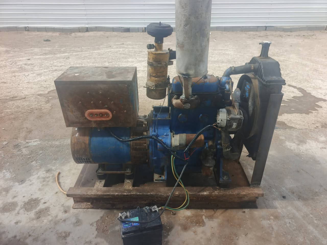 مولد ٢بستم بيركنز صيني١٥كيفي ٣فيز مكفول كفاله عل حمل ول تشغيل لا تنقيص ولا تبخير شرط تحمل يله تاخذه مكاني بغداد اليوسفيه السعر ١٣$ وبي حك الجيه رقم تلفون ***********
