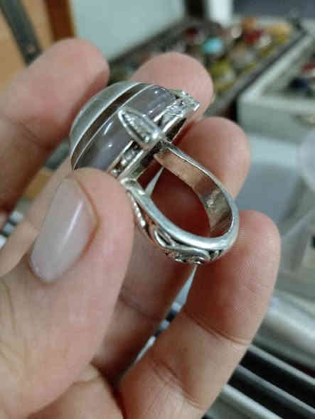 خاتم جزع يماني طبيعي صياغة ثقيلة بسعر ٨٠ الف ولدينا توصيل لجميع المحافظات وأي إستفسار الإتصال بالواتساب *********** كركوك
