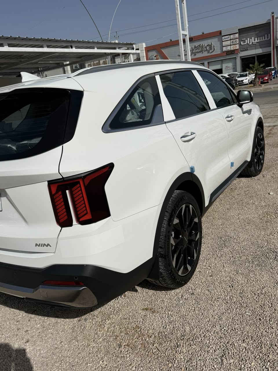 سورنتوا موديل 25 ماشية 4 الف فقط
رقم اربيل 

المواصفات //
ويل 20 
7 راكب 
قمارة حديد 
لد نهاري 
كراسي كهرباء 
شاشة كبيرة 
6 سلندر 
وبقية المواصفات المعروفة

مكفولة 
كفالة عامة بوضع الشركة 
مكانها رمادي 
تحويل مباشر 
للاستفسار // ***********
السعر / 324 السعر نهائي
