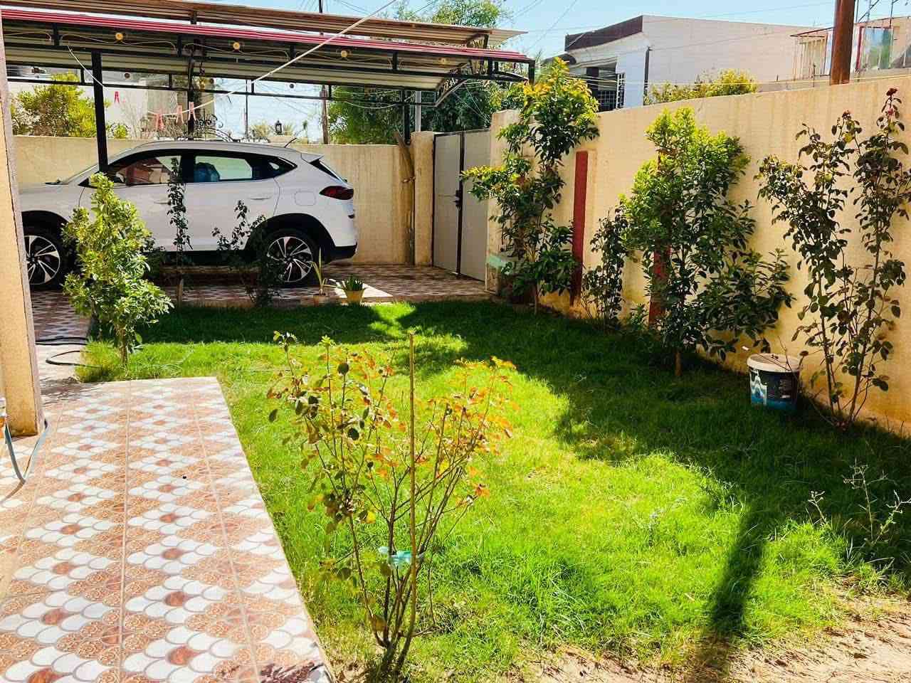 السلام عليكم ورحمه الله وبركاته …
#للبيع
دار مساحه 300م #ركن موقع مميز جدا
الوجه 15
النزال 20
بناء متوسط
#الموقع تكريت حي القضاه مقابيل اسواق التاج
#السعر 310 قابل للتفاوض
للاستفسار
***********
***********
او زياره مكتب #الغنام للعقار الديوم شارع 60 قرب علوه الاسماك
