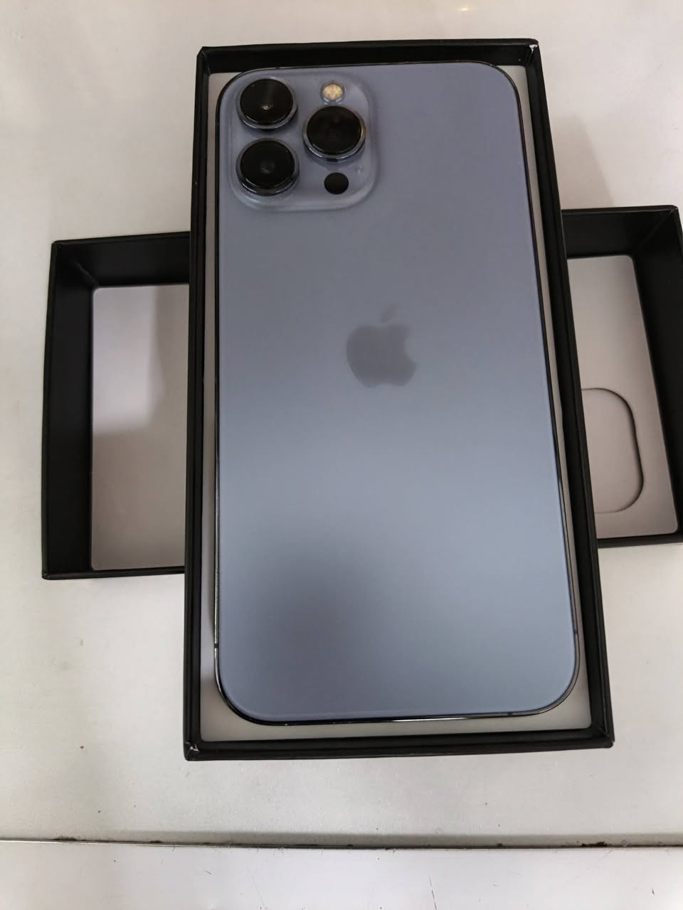 ايفون 13 برو ماكس لون بحري
نضافه ١٠٠
ذاكره 256
بطاريه  84
الجهاز وتر بروف
تجي تفحص حاسبه وين ما تريد 
مكاني بغداد 
السعر 675
***********
