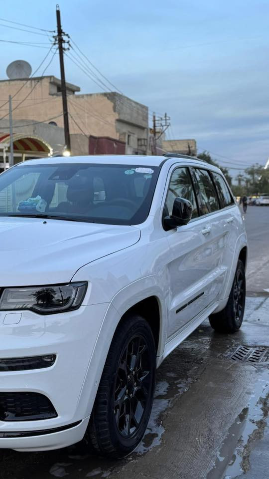 Jeep / السياره
فئة / S 

موديل / 2022

* وارد خليجي وكالة هارلم 

*ماشيه 25km

* السياره لون ابيض الداخل احمر 

 * فول مواصفات للأخير 

*السياره بيه PDR بالباب الي خلف الصدر 

رقم السياره اربيل 

السعر 170 شد وسبعين مستعجل على بيعه هسه ابيع
رقم صاحب السياره / ***********واتساب
