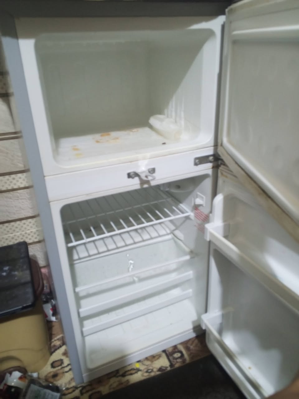 عندي ثلاجه جمد وتبرد للبيع سعرها 50,000والعنوان الرمادي قرب اسواق الفجر ماكو توصيله


**إذا كنت صاحب هذا الإعلان وتريد حذفه لأي سبب، رجاءا أرسل رسالة إلى الدعم الفني**