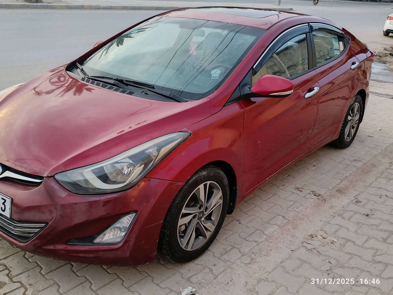 هونداي الانتره 2016 خليجي فول مواصفات ماعدها البصمه ومحرك 1600 كير محرك نضاف سياره بيه صبغ جاملغ الوره والباب وجاملغ كدام مبدل نفس الون وبيه باردات سونار مرفق بل منشور سعره 105 وبيه مجال قليل واي استفسار اتصل على رقم ***********
