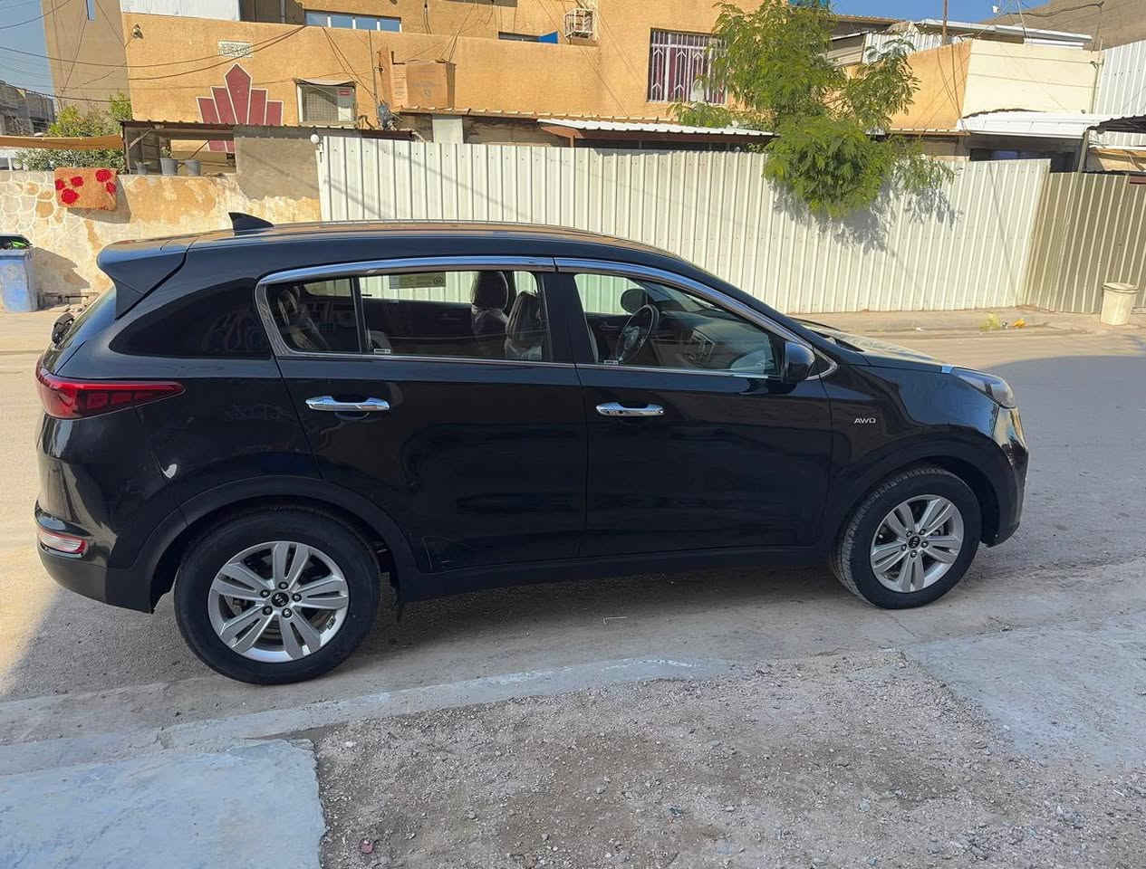 السلام عليكم
مكلف بل نشر اتصل على الرقم 
للبيع كيا سبورتج 2019 
وارد امريكي حادث جاملغ وبنيد. 
وصور الحادث مرفقه 

كير مكينه صدر تبريد كله على الشركه برغي مامفتوح بيهن 

مواصفات نص فوول 

🛑السعر 147 وبي مجال بسيط 

عنواني بغداد زعفرانيه وهاذه الرقم 

☎️ ***********☎️
