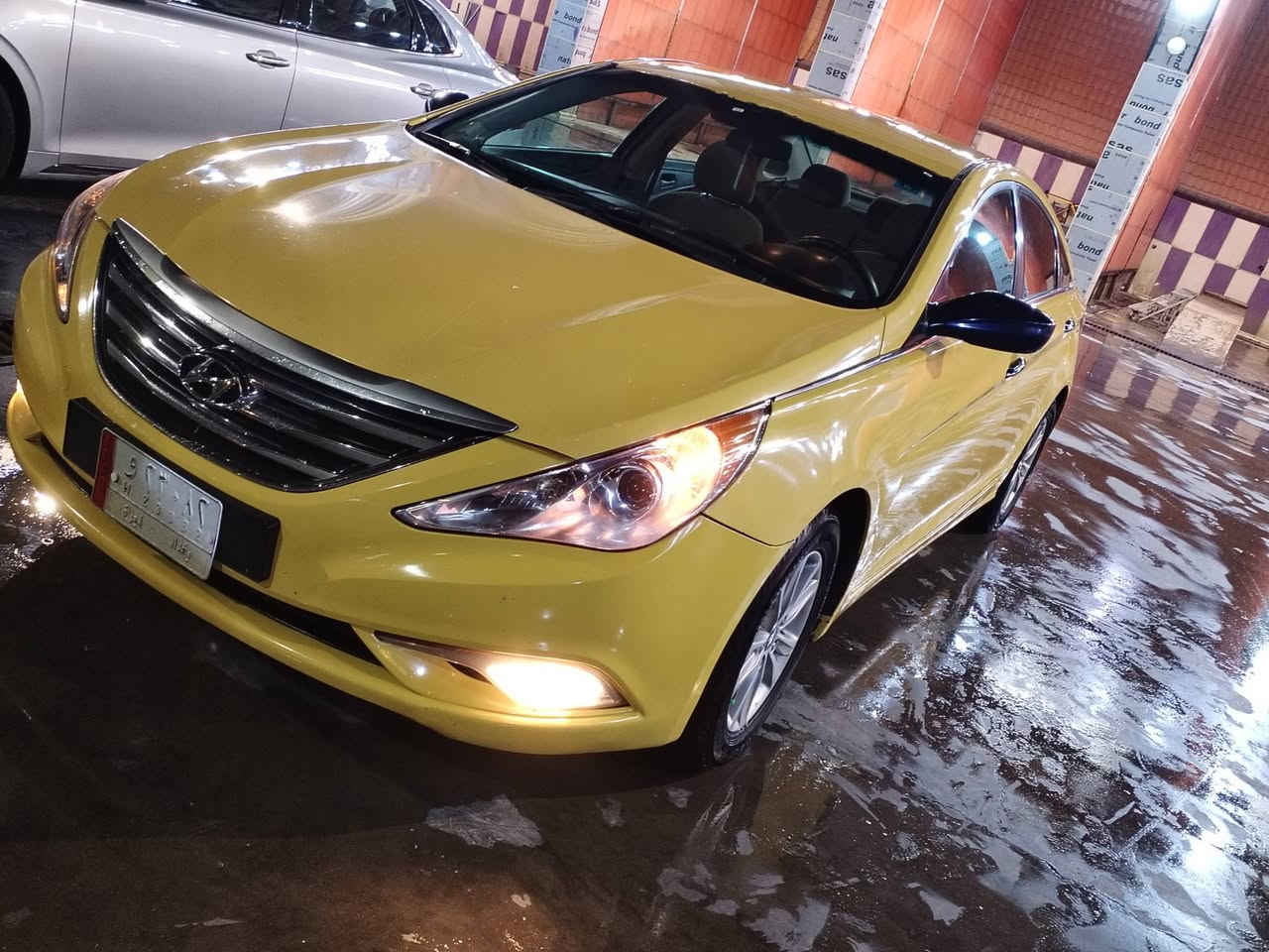 سوناتا ٢٠١٢ بسمي مصفره هيئه وغرامات
السيارة مبدل بنيد جاهزه للأخير
خطهه دوانيه بغداد
بنيد مبدل فقط
رقم بغداد انكليزي باسمي 
سعره ١٠٥ وبيها مجال
الشراي يتصل وبلخدمه
***********
