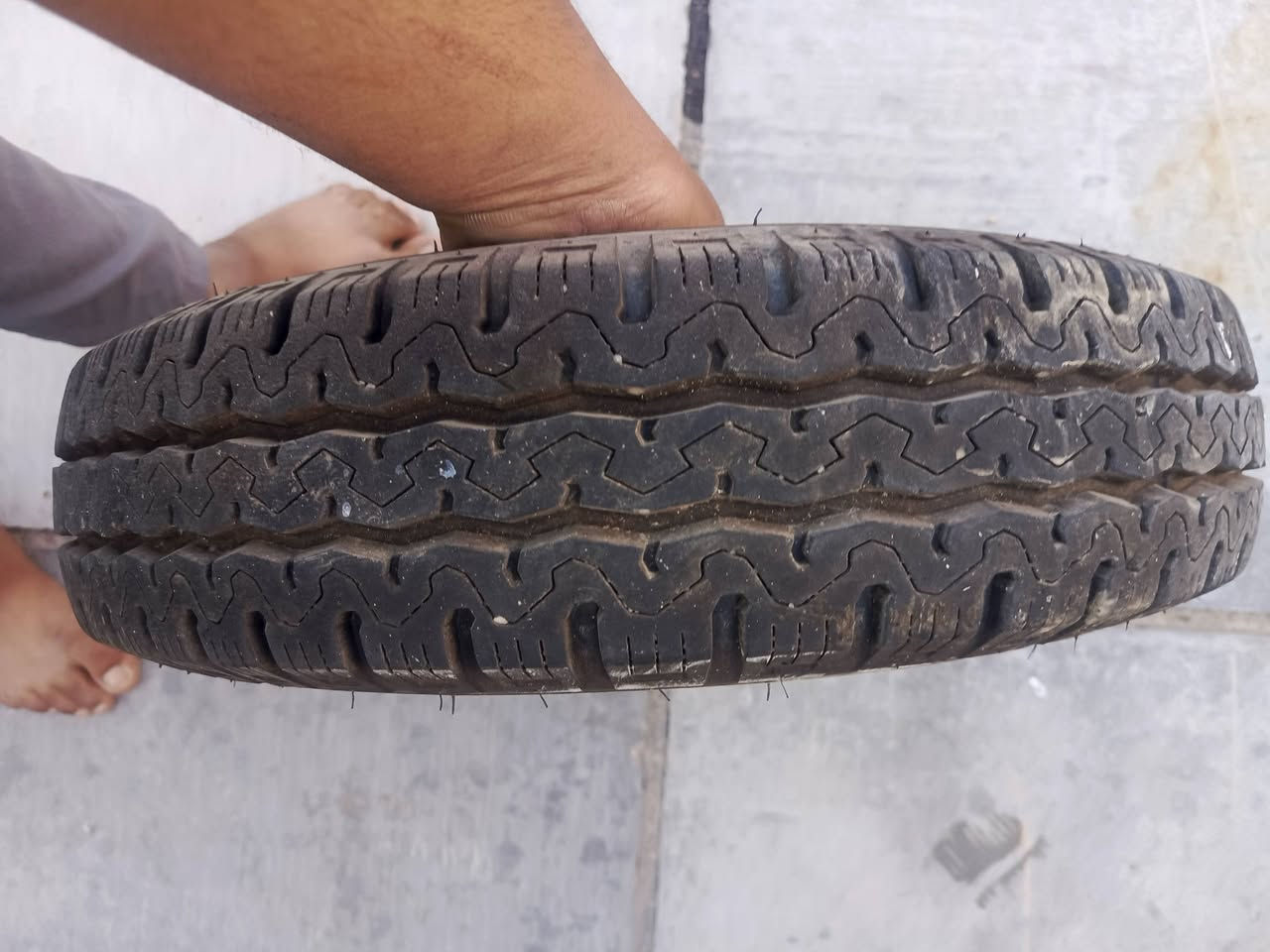 تايرات 12 ناصي ابو خطه جديد مستعمل قليل زوجين تخم كامل السعر 125 وبيه مجال حي النداء


**إذا كنت صاحب هذا الإعلان وتريد حذفه لأي سبب، رجاءا أرسل رسالة إلى الدعم الفني**